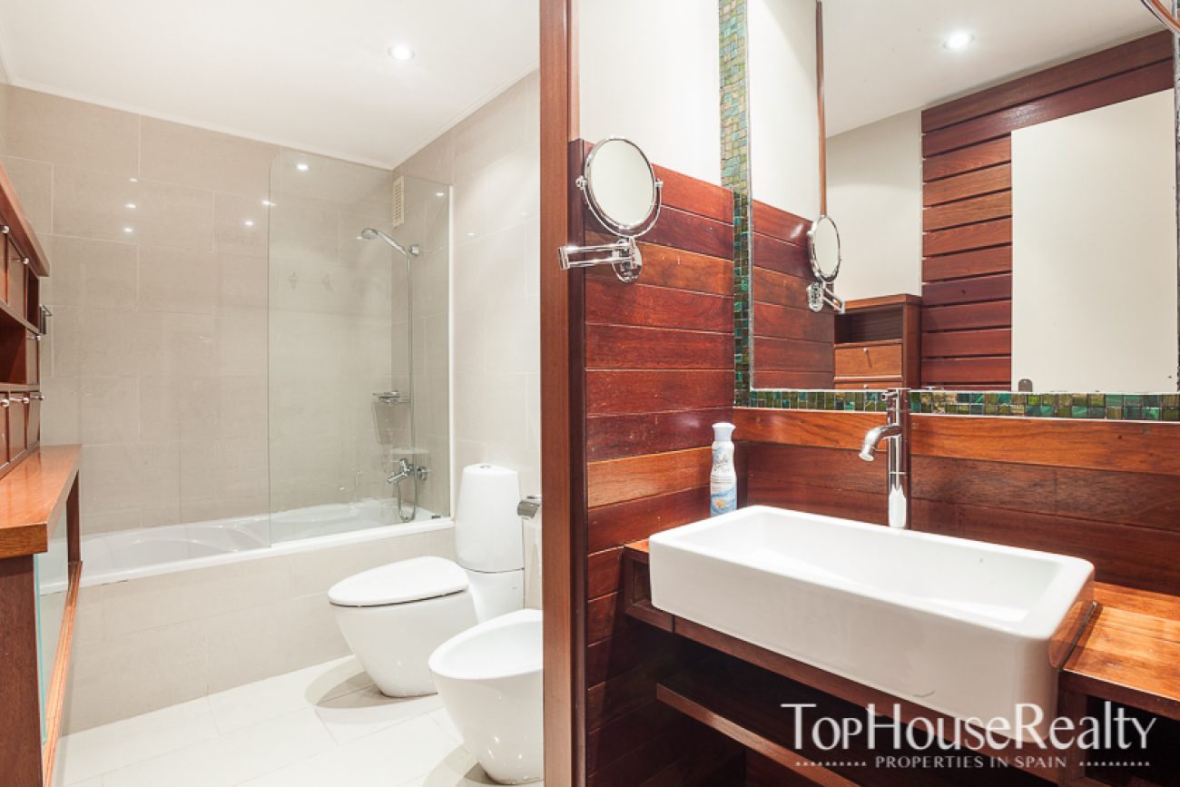 Exclusive apartment for rent in the prestigious area of Pedralbes