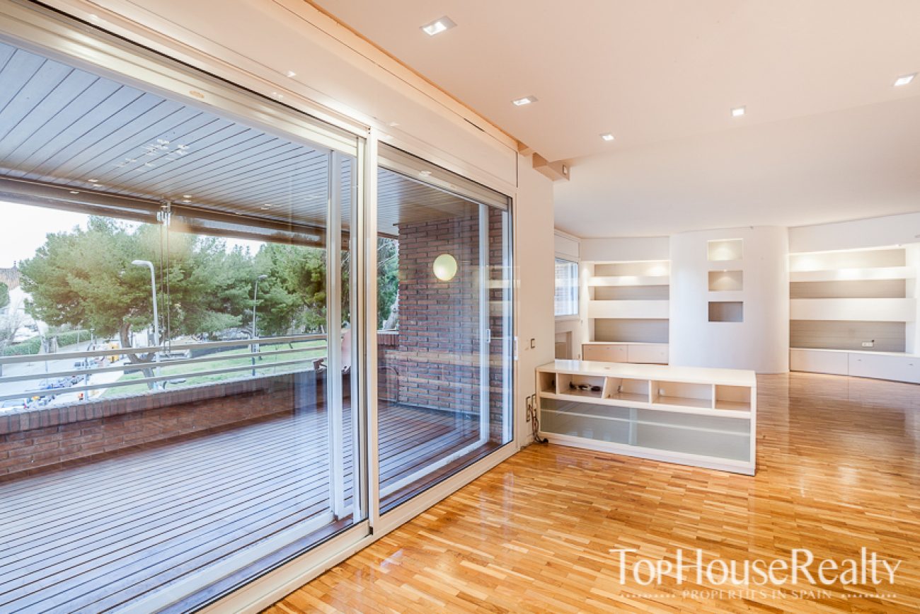 Exclusive apartment for rent in the prestigious area of Pedralbes