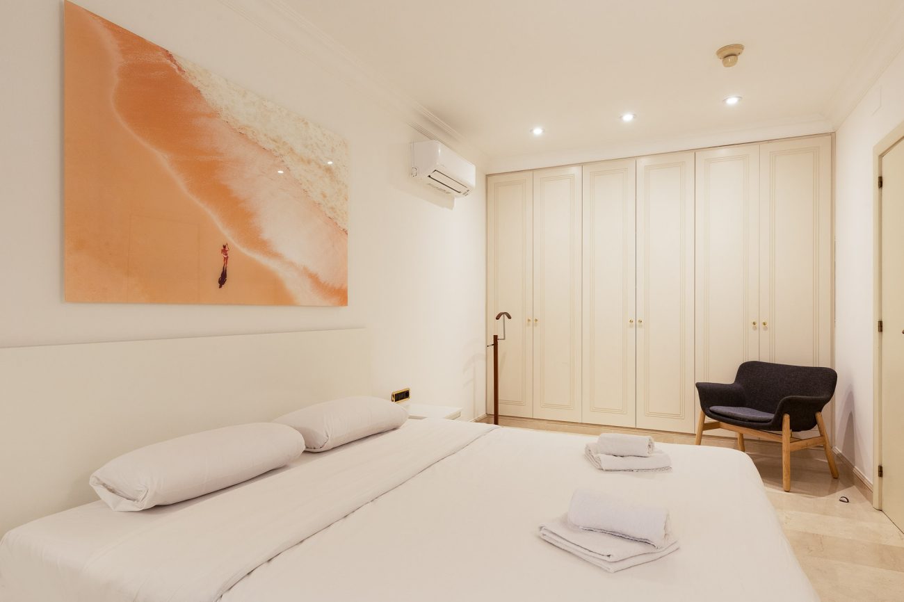 Luxurious villa close to the beach in Gava