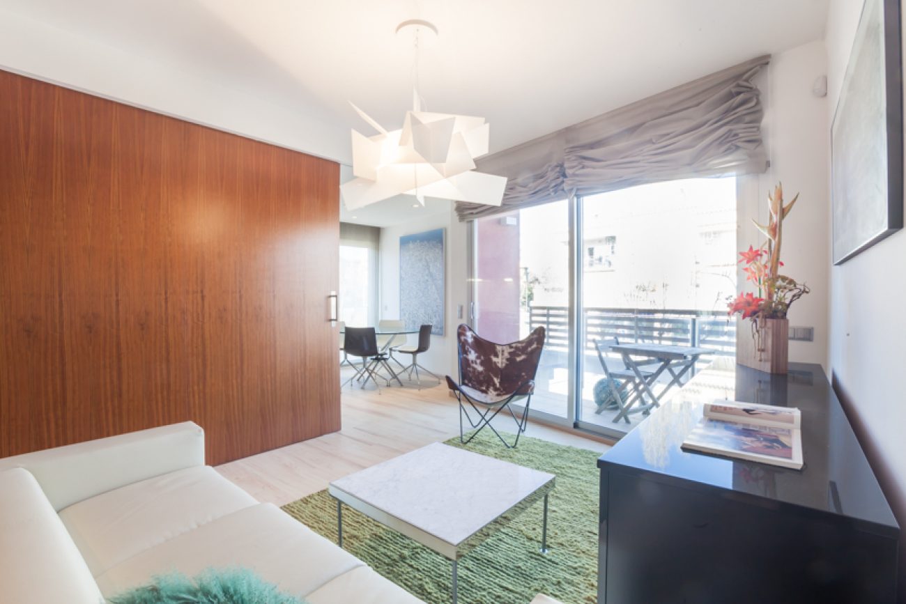 Lovely apartment on Sant Pol beach