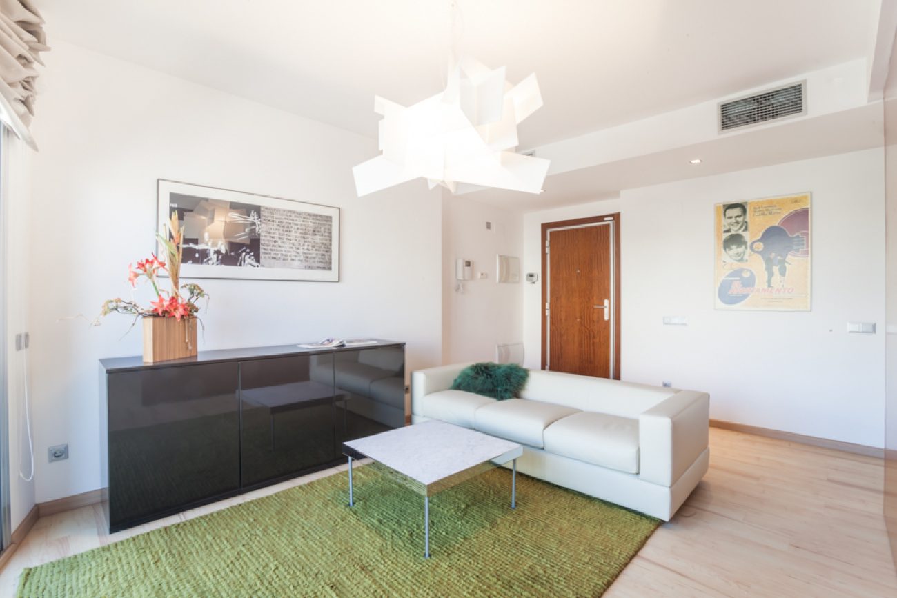 Lovely apartment on Sant Pol beach