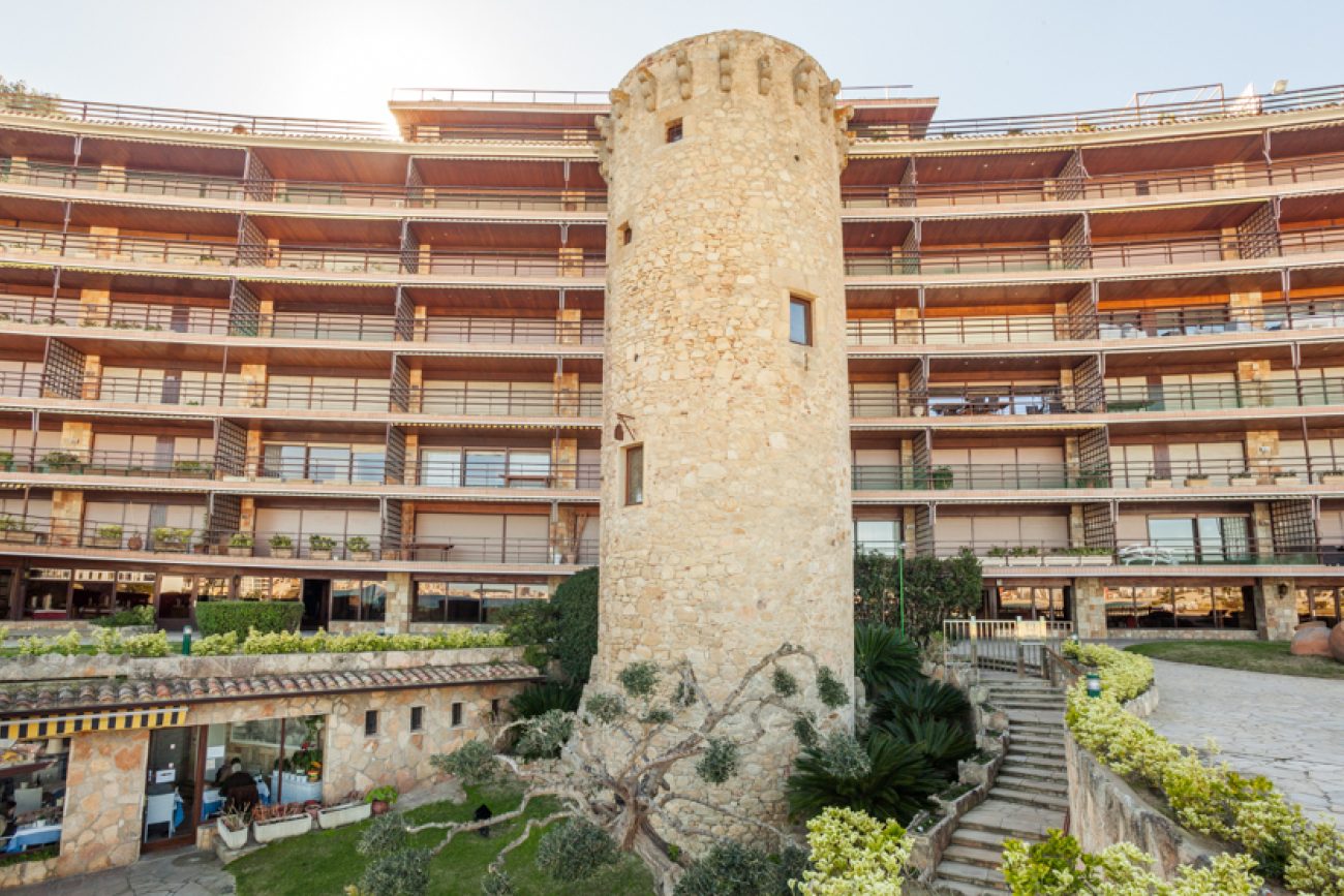 Exclusive apartment with sea views