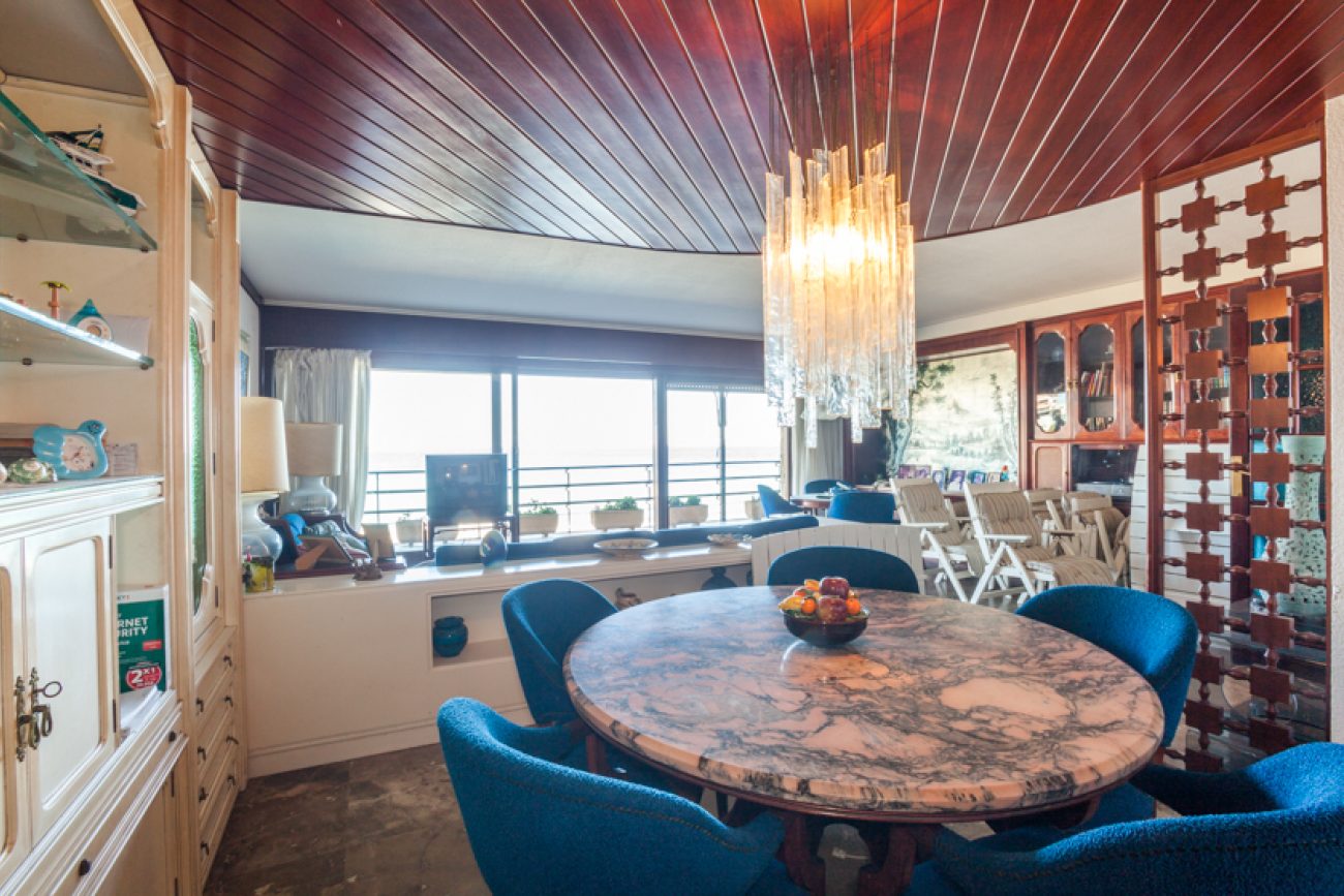 Exclusive apartment with sea views