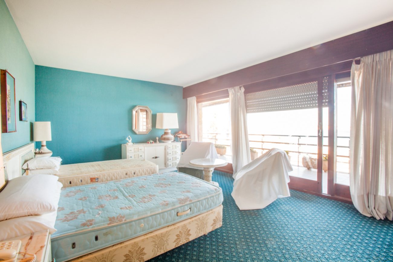 Exclusive apartment with sea views