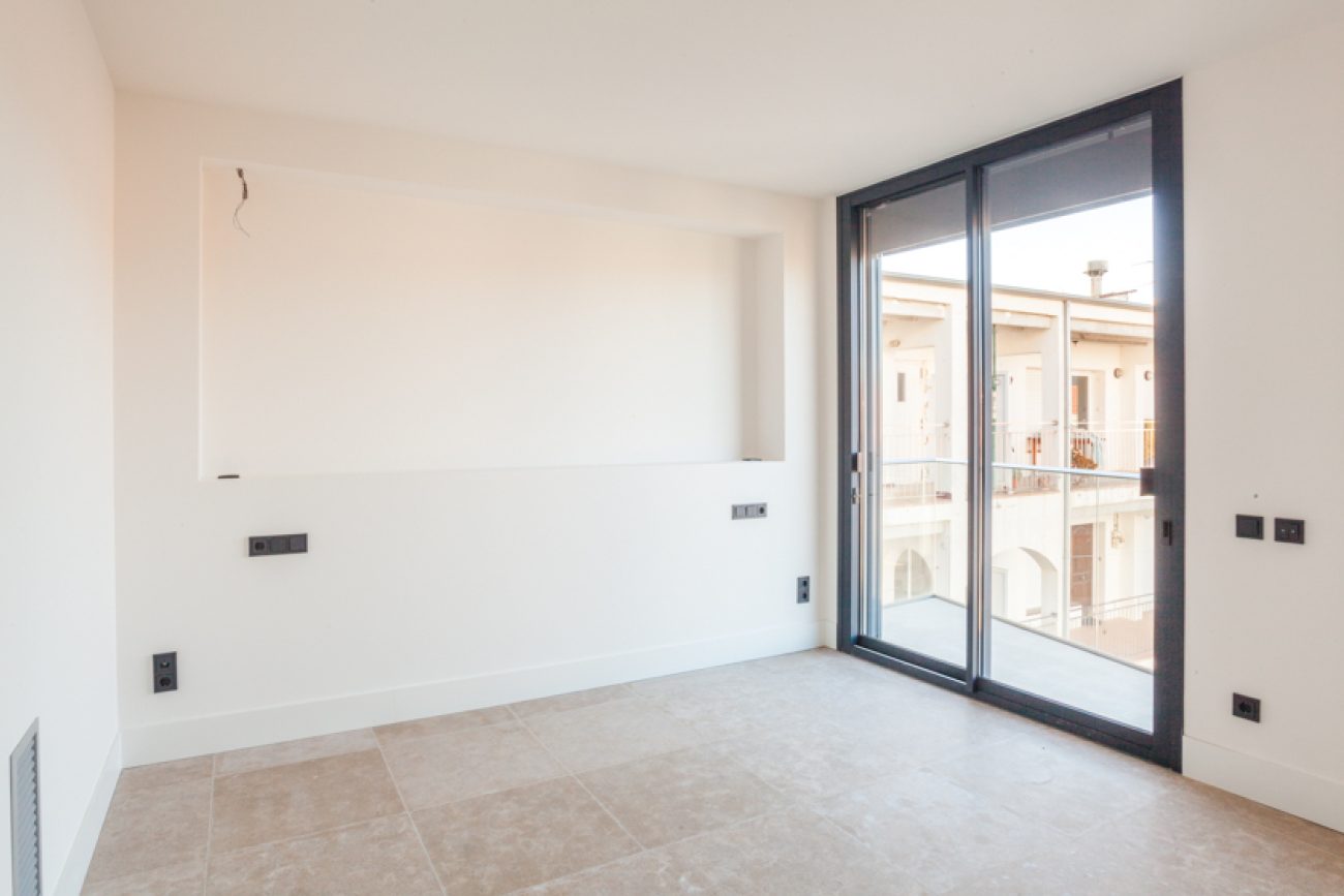 New apartment close to the beach