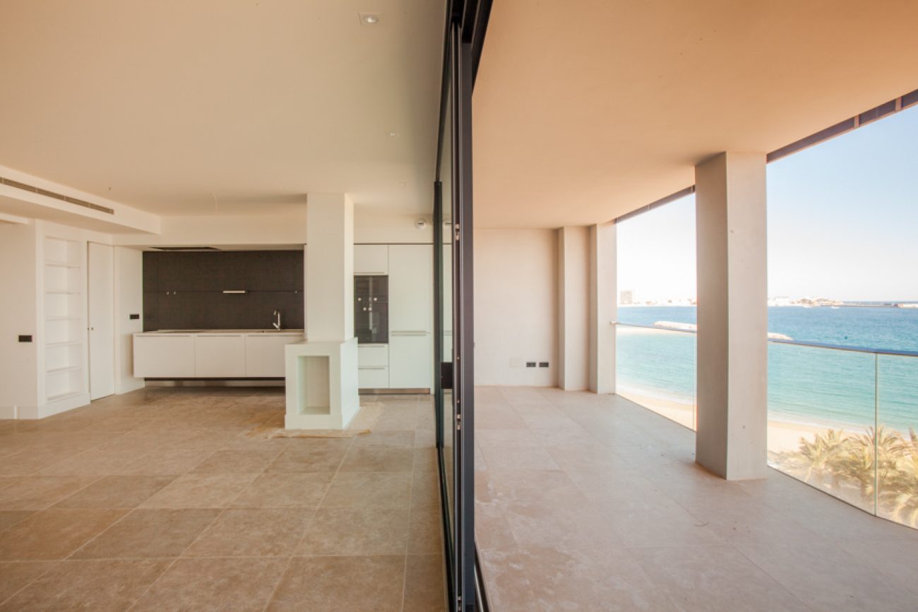 New apartment close to the beach