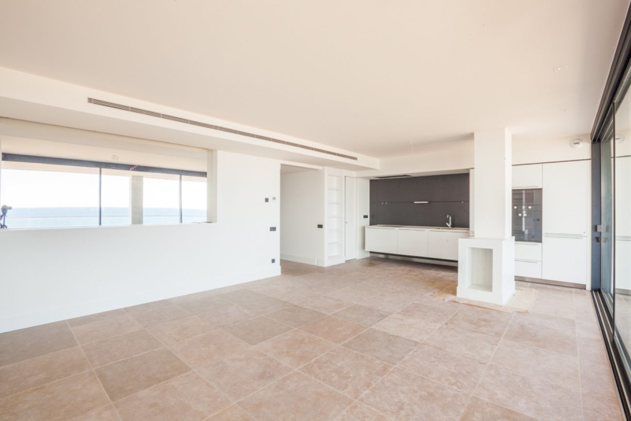 New apartment close to the beach