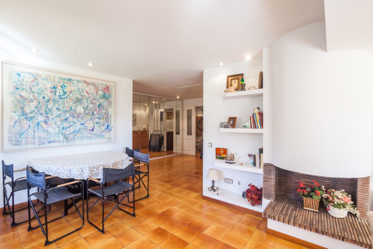 Flat only 50 metres from the beach in the Costa Brava