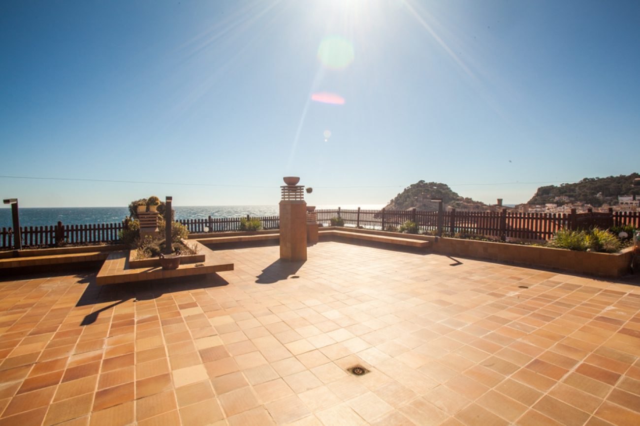 Unique apartment with sea views in Tosa de Mar