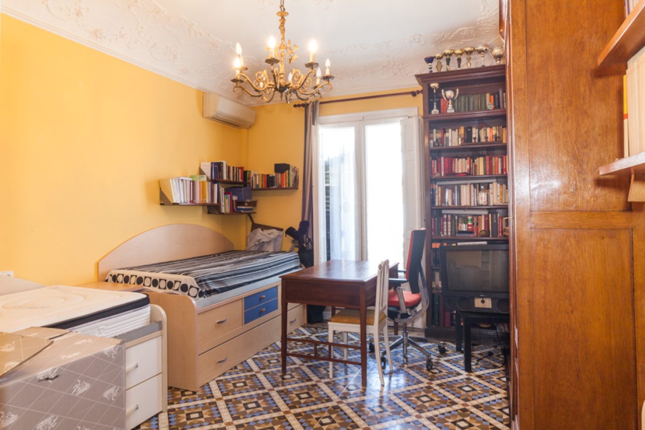 Exclusive modern flat near Passeig de Gracia