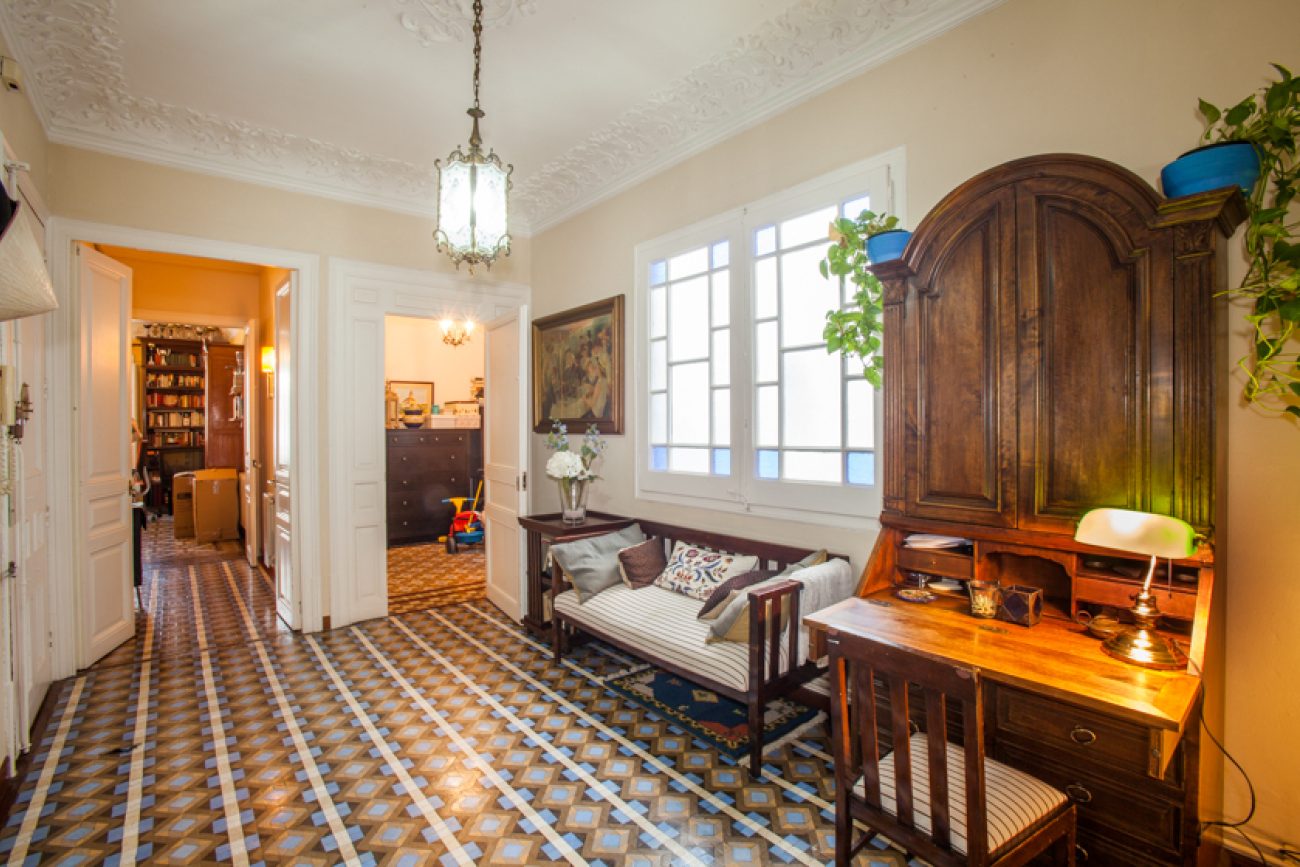 Exclusive modern flat near Passeig de Gracia