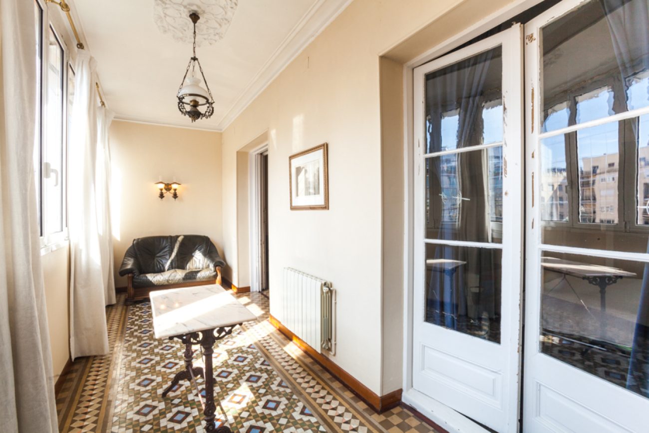 Exclusive modern flat near Passeig de Gracia