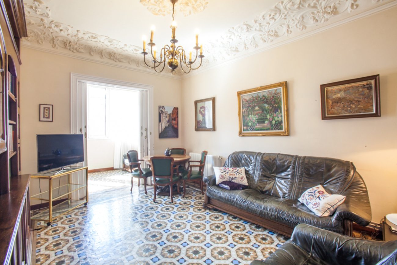 Exclusive modern flat near Passeig de Gracia