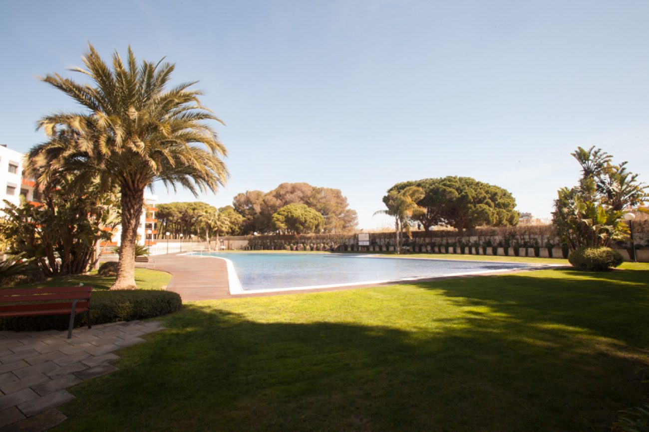 Townhouse in exclusive residential complex by the beach in Cambrils