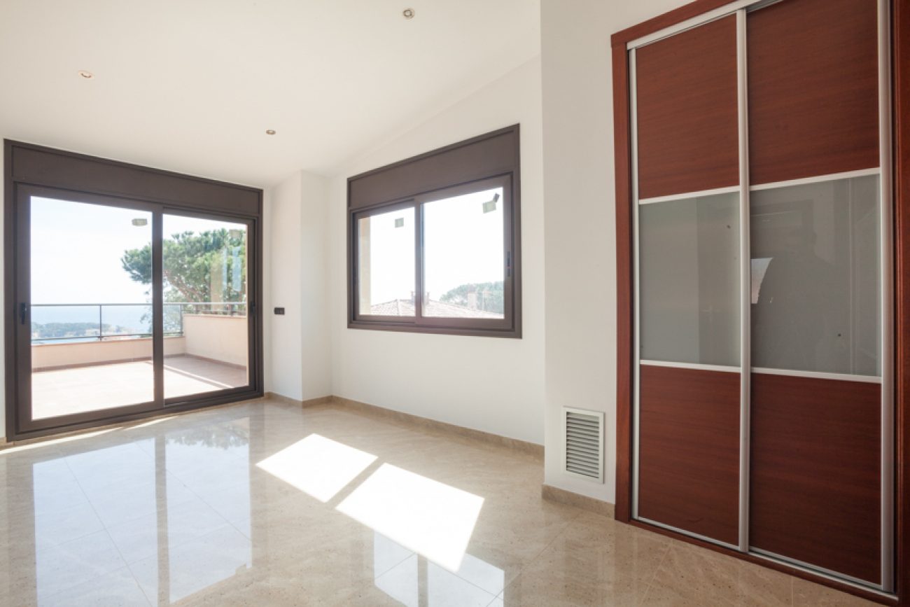 New house with amazing views in Sant Feliu de Guixols