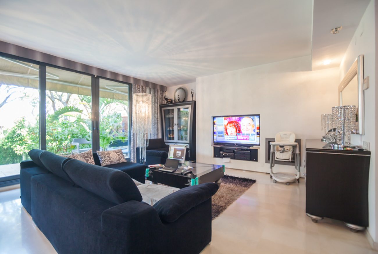 Magnificent townhouse in the most exclusive area of Gava Mar