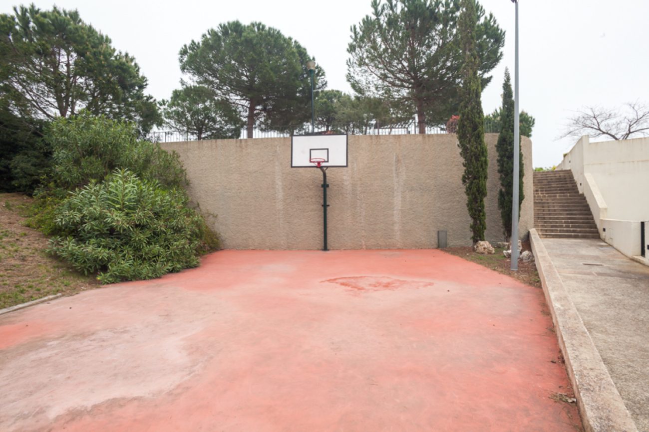 Terraced house with views in exclusive residential complex in Tossa de Mar