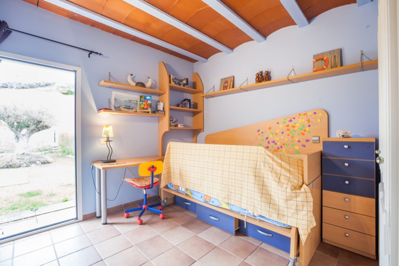 Terraced house with views in exclusive residential complex in Tossa de Mar