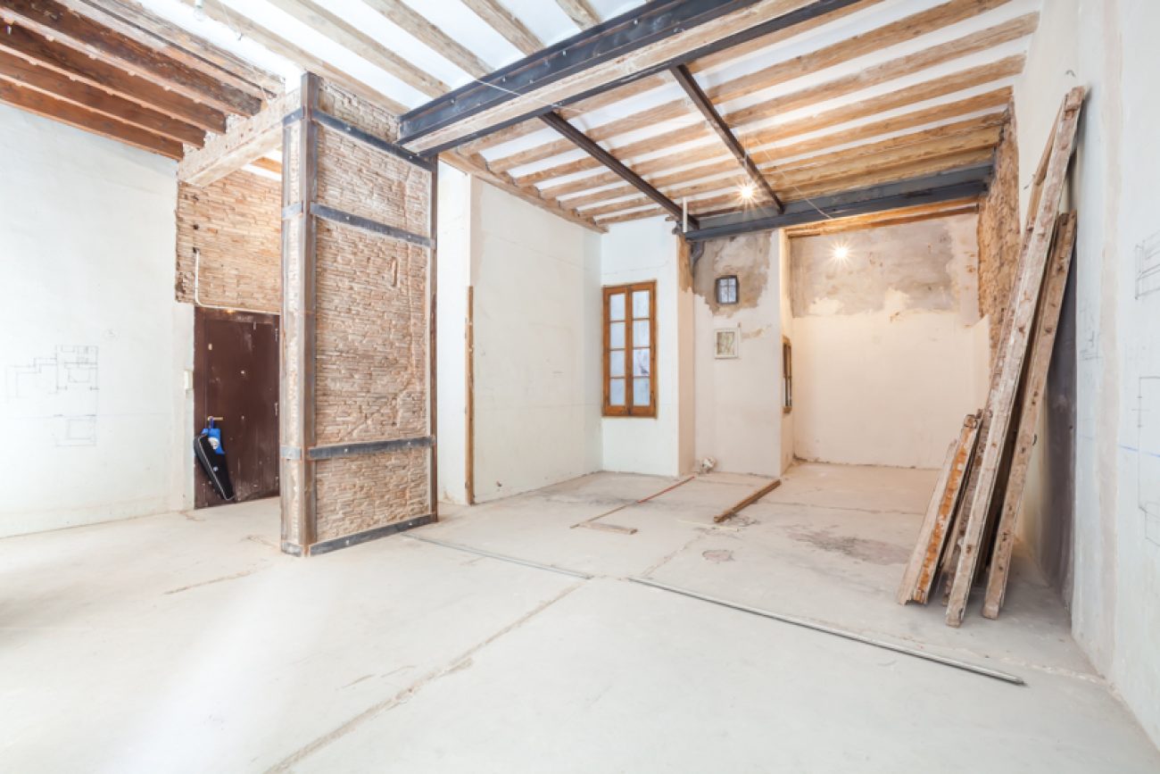 Impressive apartment in the historic center of Barcelona