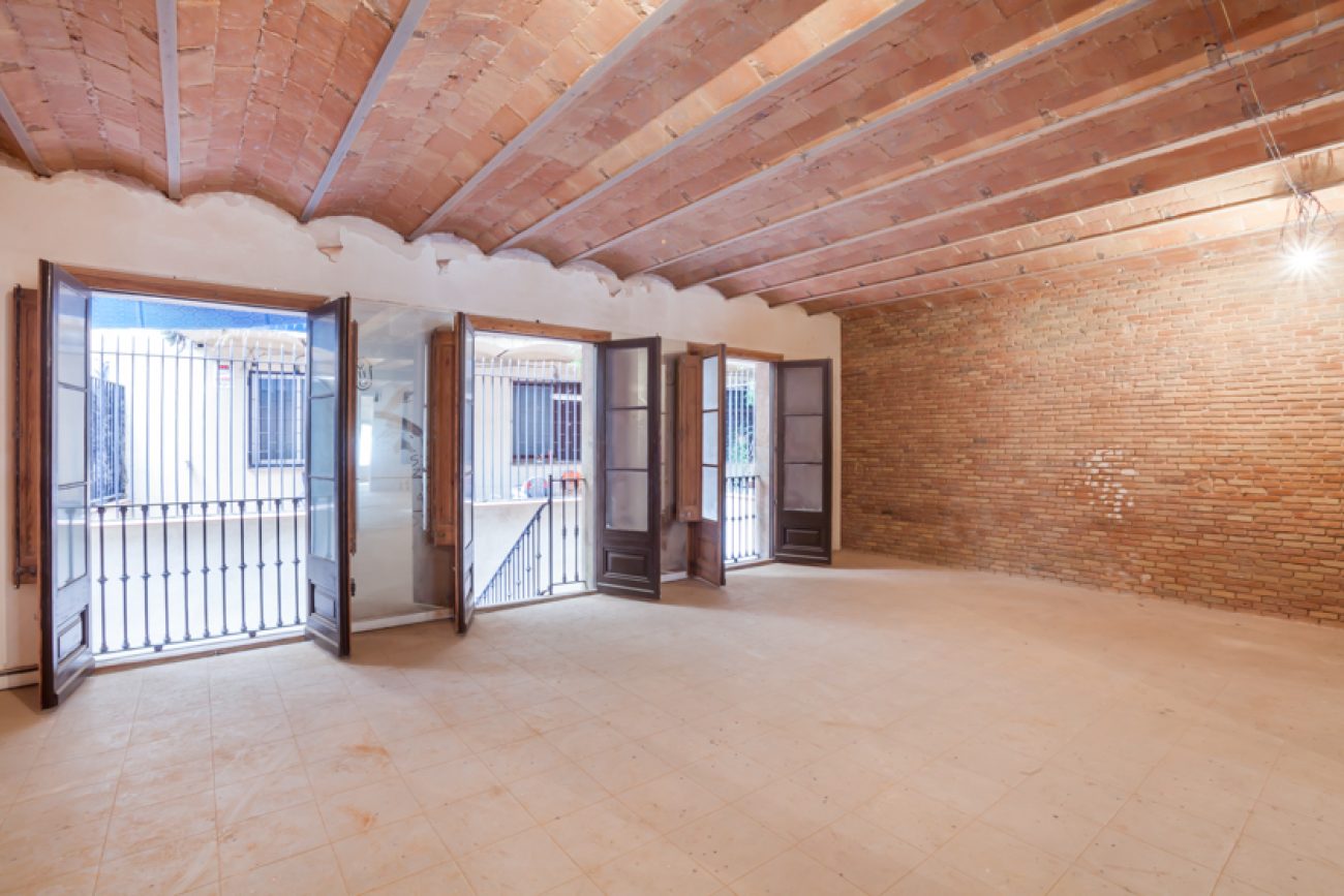 Large bright apartment next to the Ciutadella Park in Barcelona