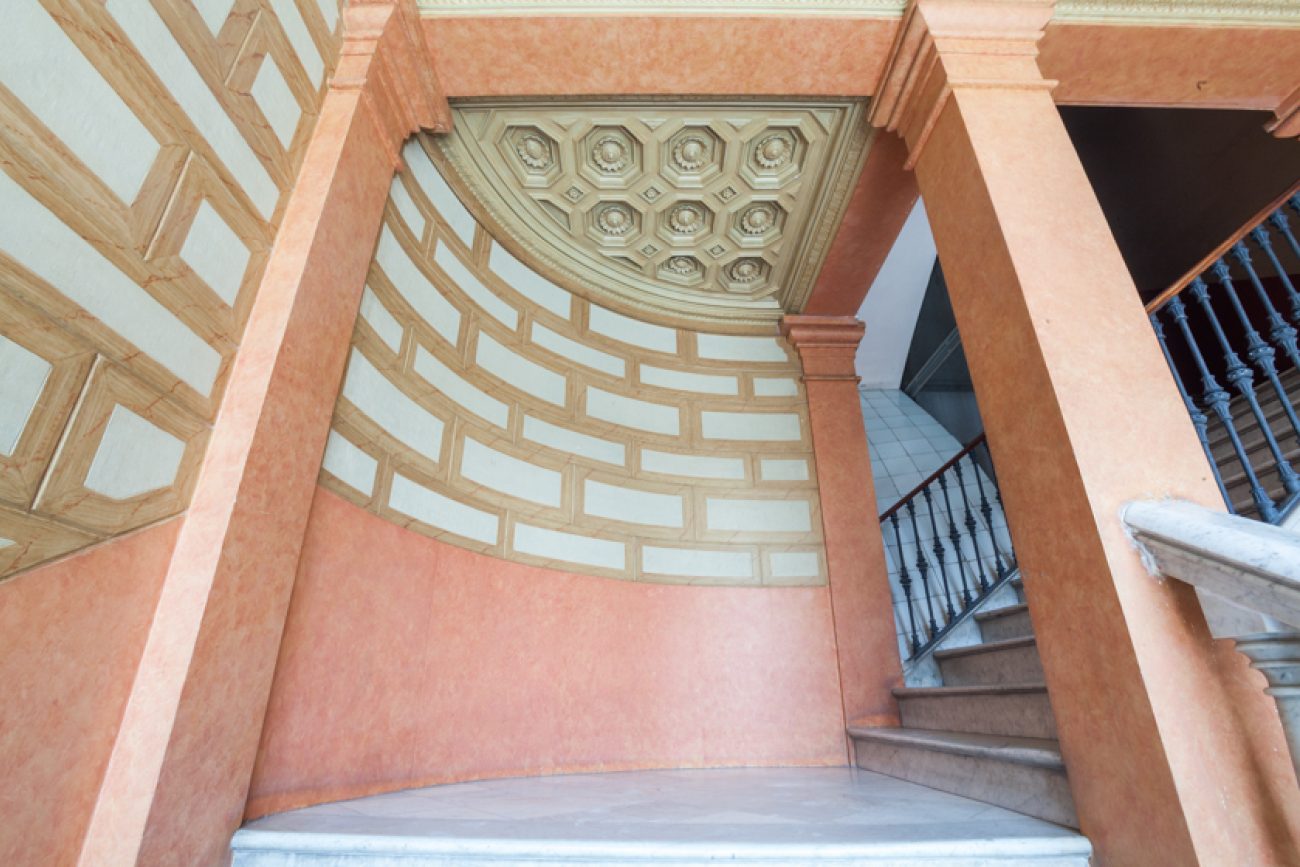 Large bright apartment next to the Ciutadella Park in Barcelona