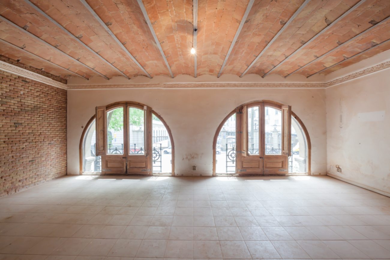 Large bright apartment next to the Ciutadella Park in Barcelona