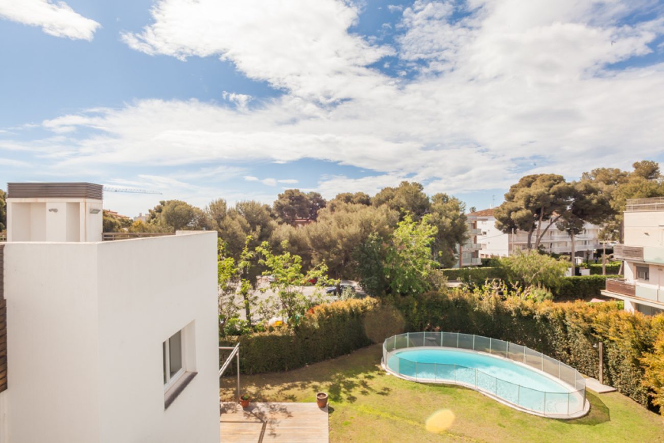Spectacular house of 500 square meters in Sitges.
