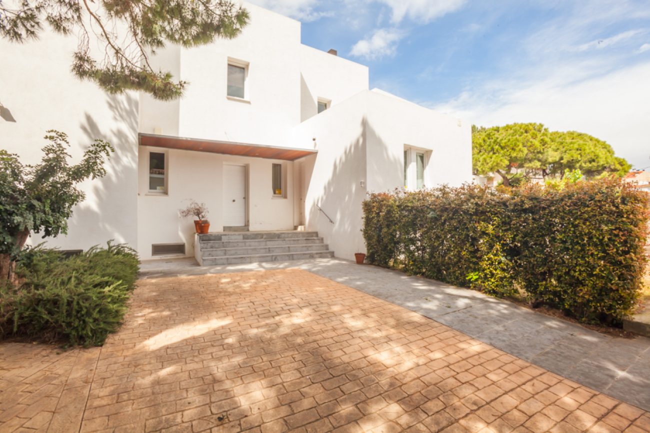 Spectacular house of 500 square meters in Sitges.