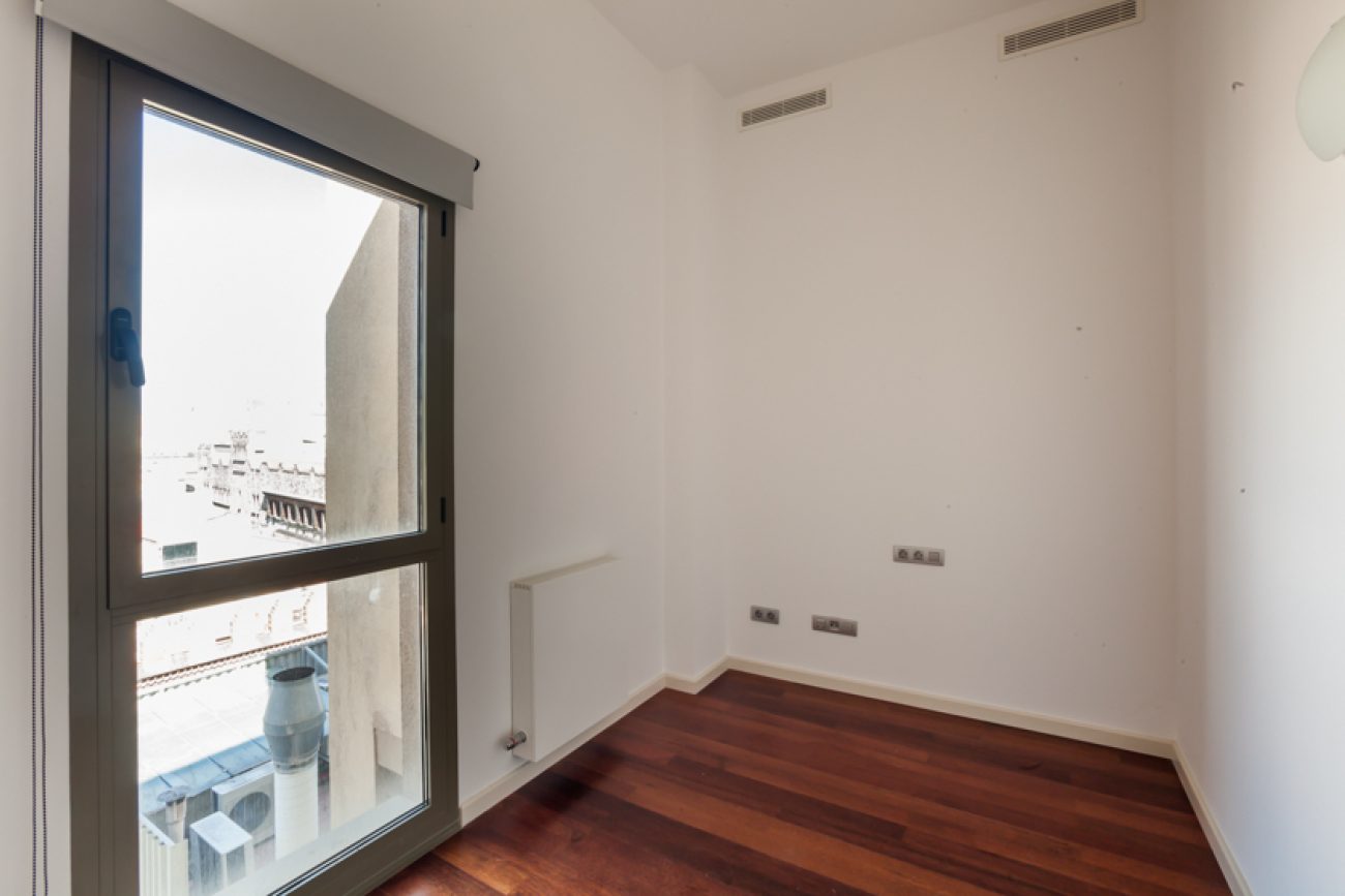 Flat in incredible recently constructed building