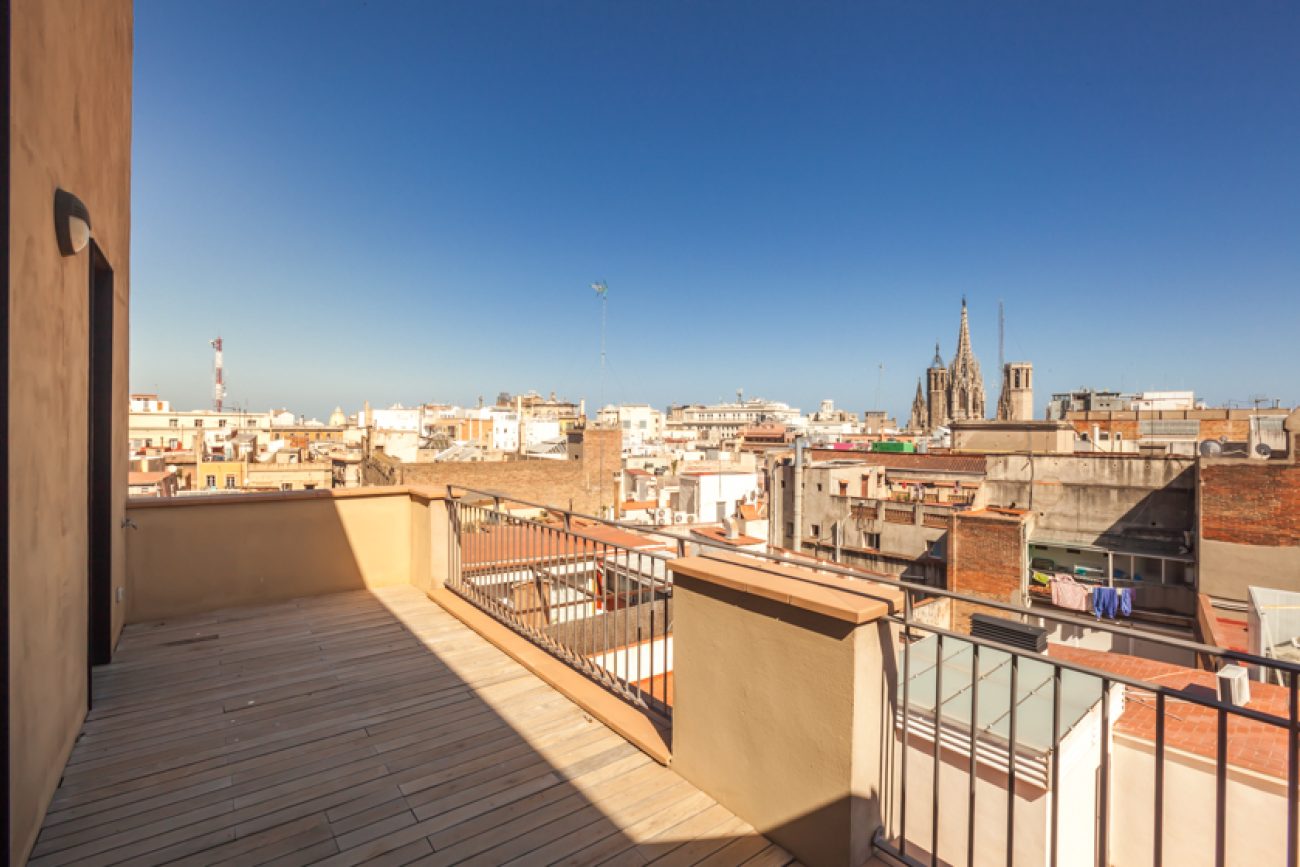 Flat in incredible recently constructed building