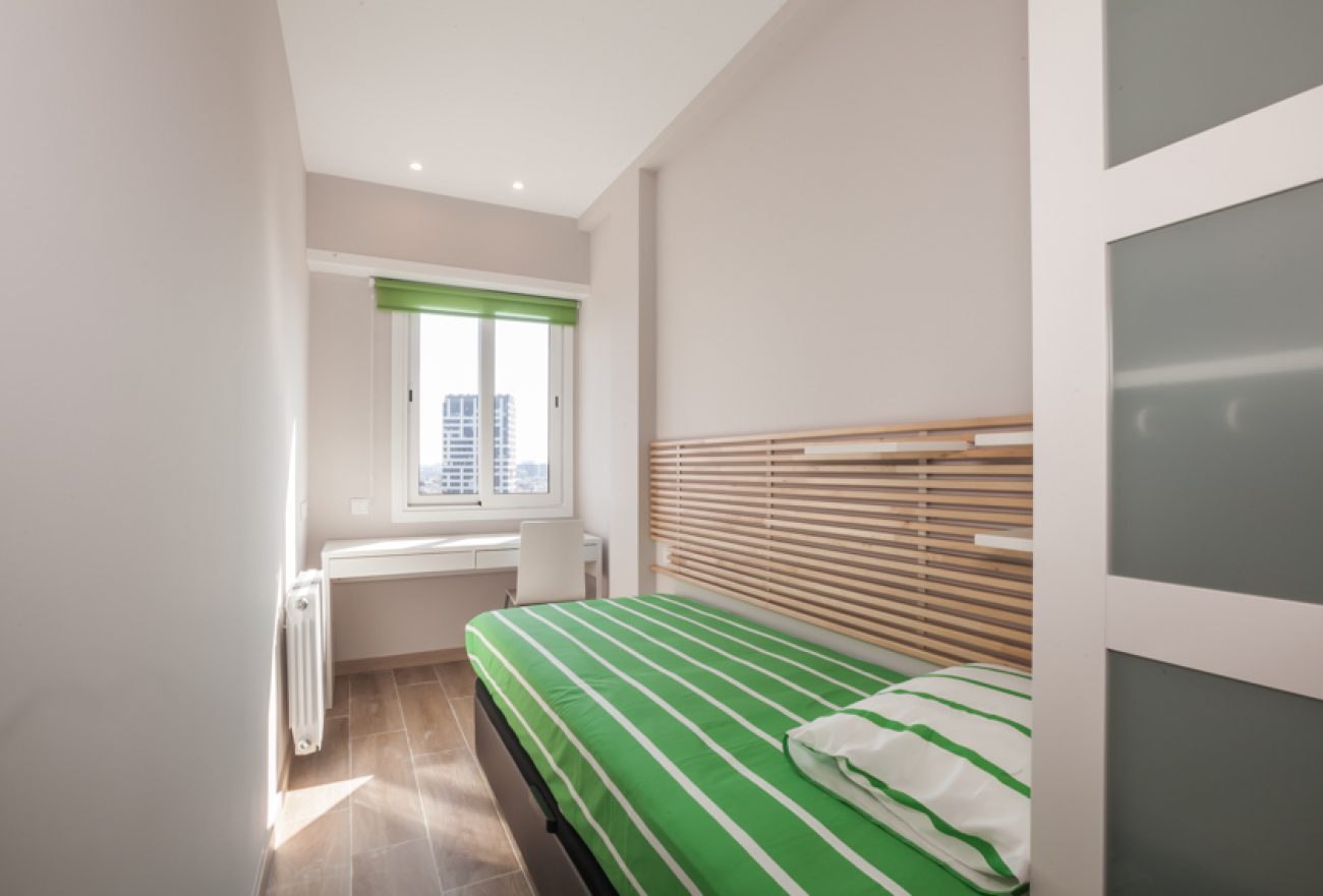 Apartment with panoramic views of the sea and Barcelona for rent