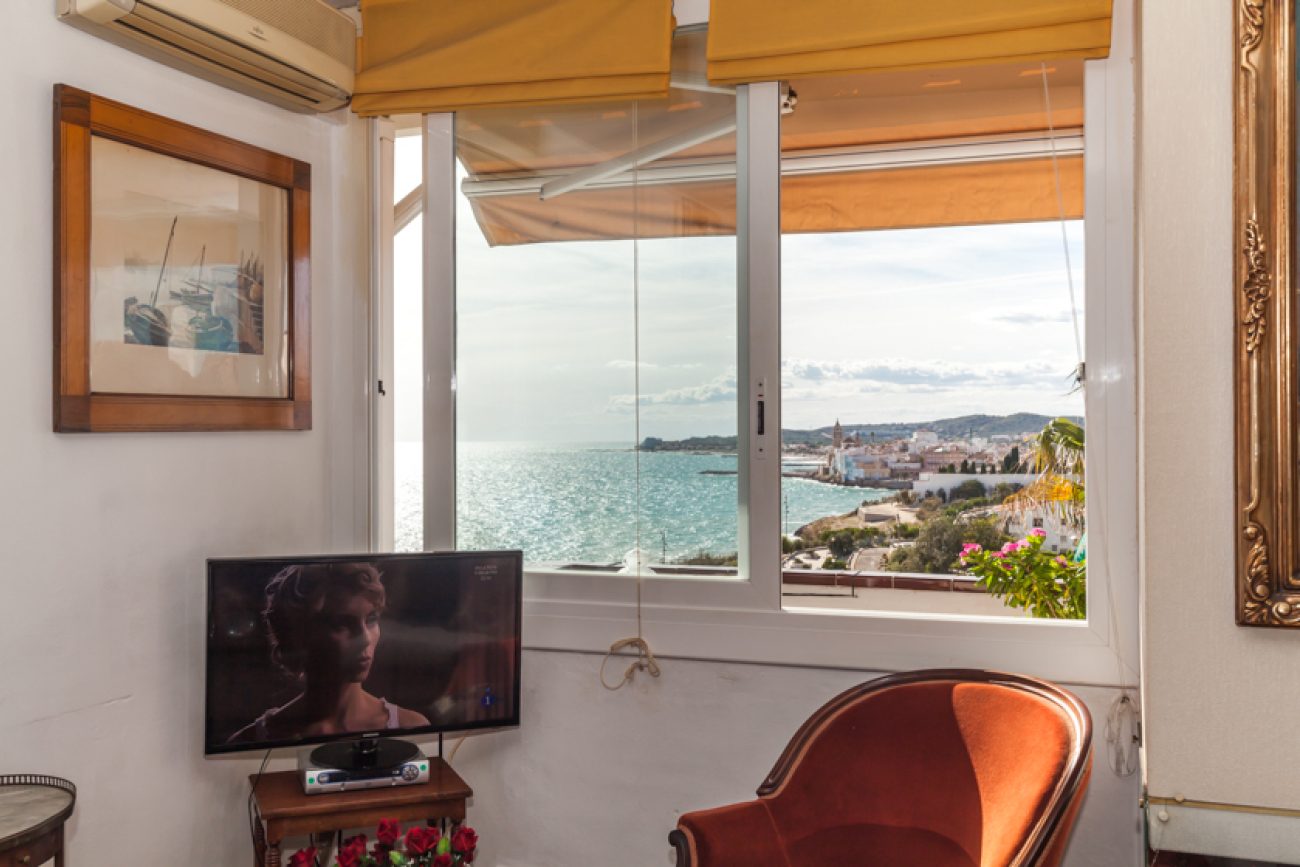 Apartment with stunning views of Sitges