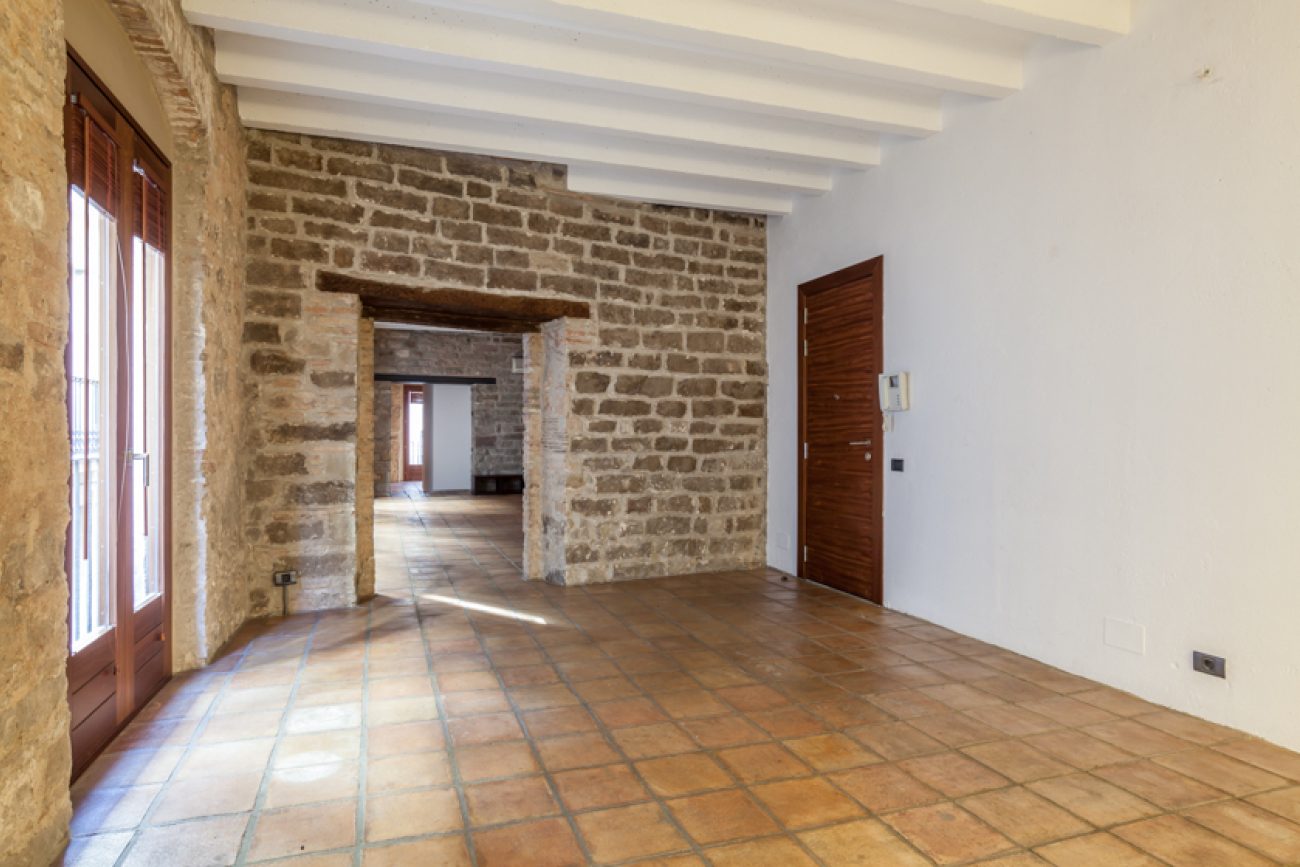Cozy flat close to Gothic Cathedral of Barcelona