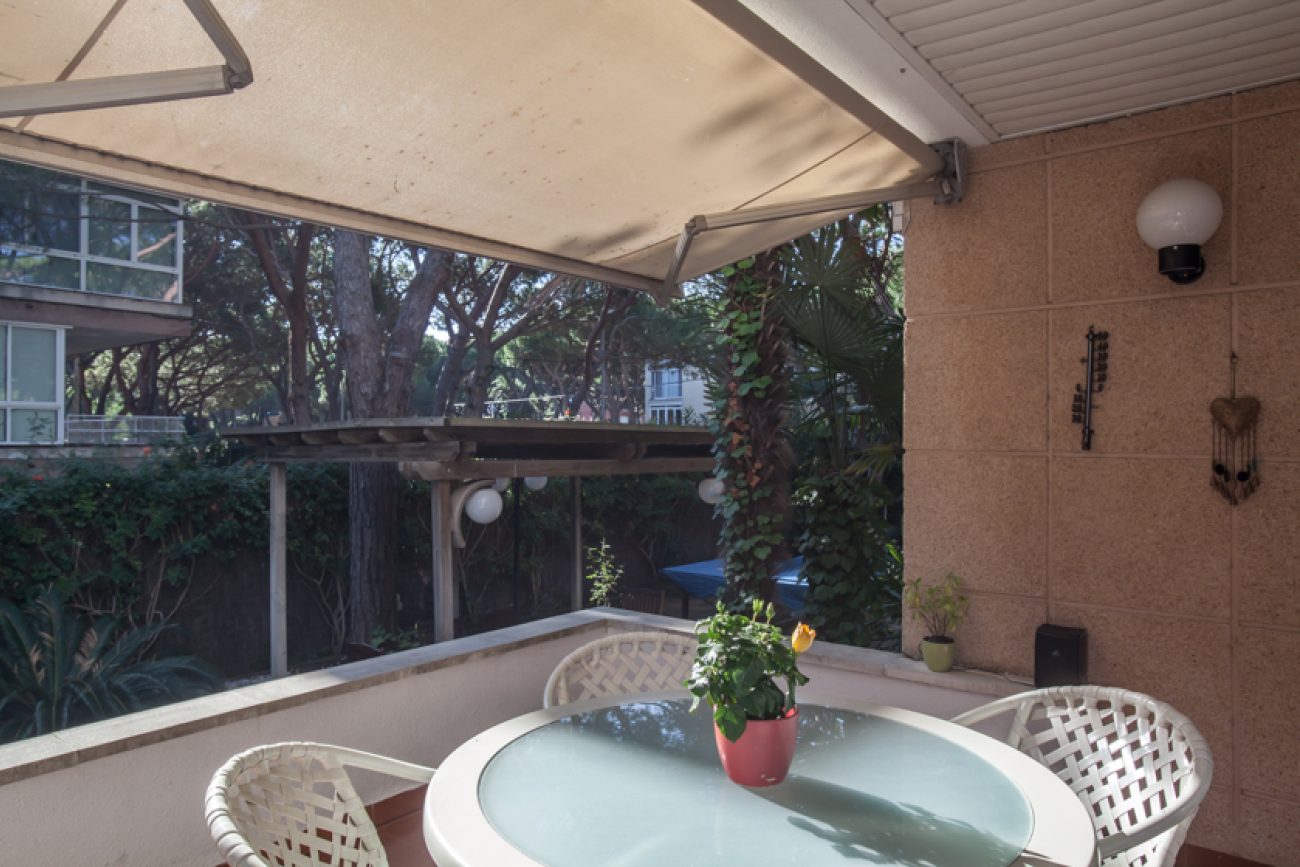 Detached Villa Available in Gavà Mar