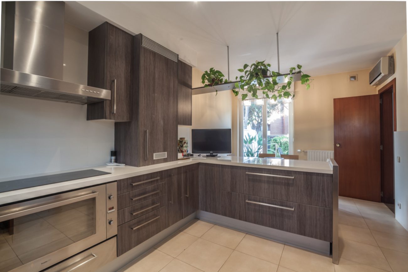 Detached Villa Available in Gavà Mar