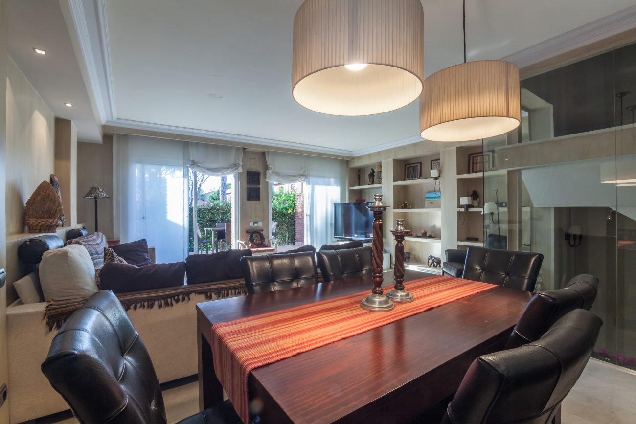 Exclusive townhouse for rent in Gava Mar
