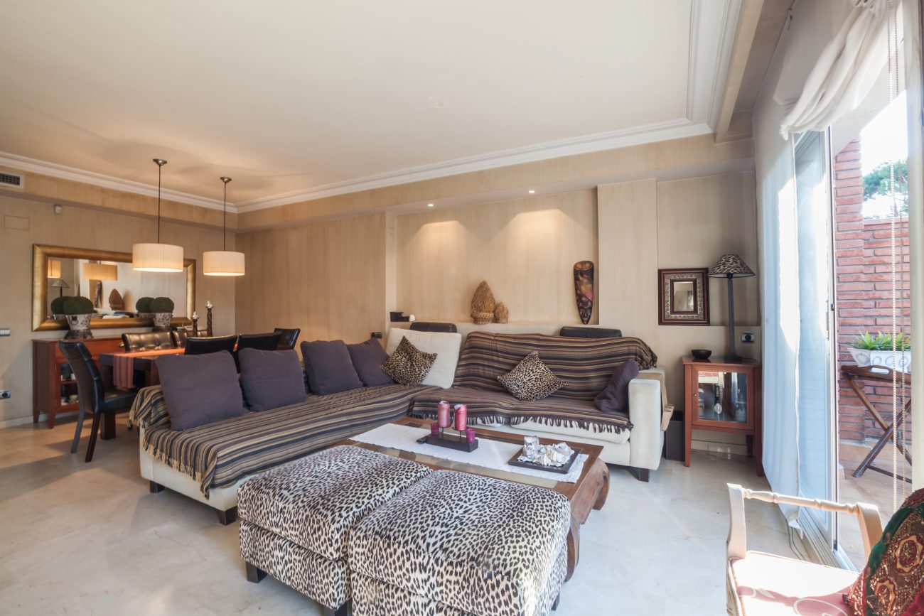 Exclusive townhouse for rent in Gava Mar
