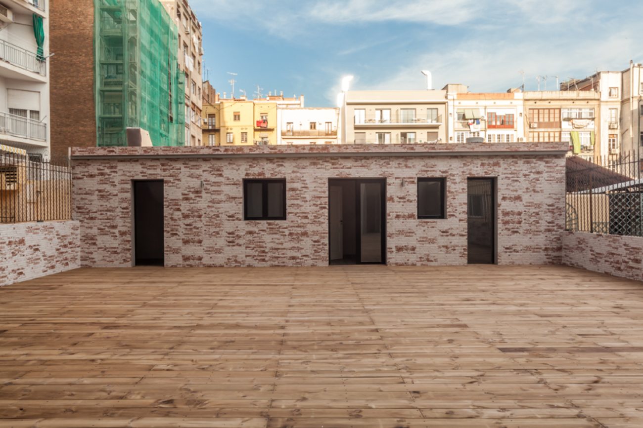 Incredible refurbished apartment in royal building in the heart of Eixample