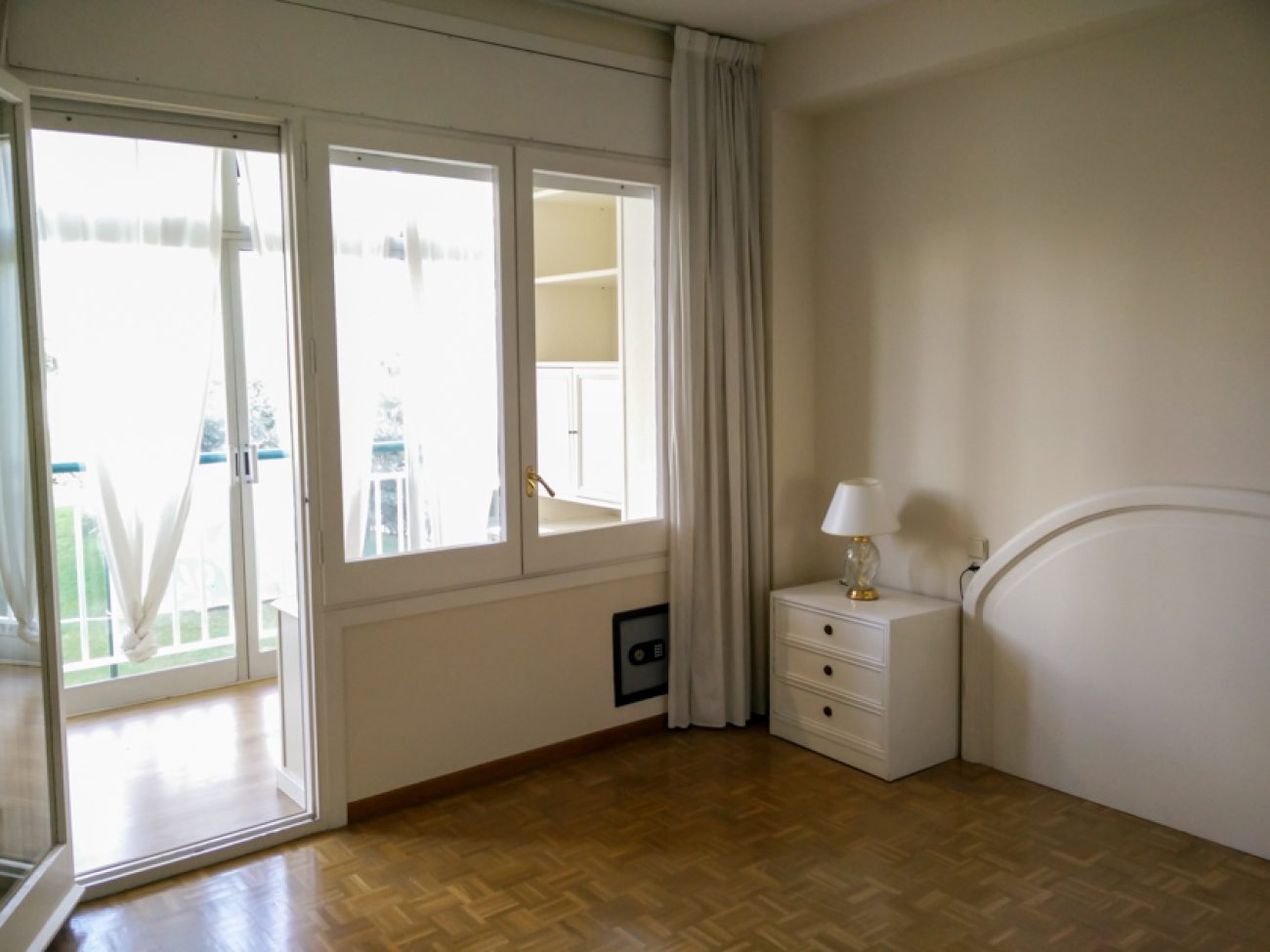 Apartment for renovation in Pedralbes