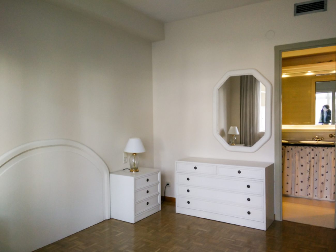 Apartment for renovation in Pedralbes