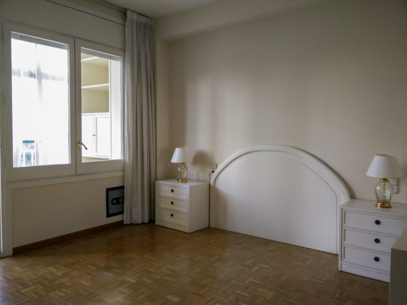 Apartment for renovation in Pedralbes