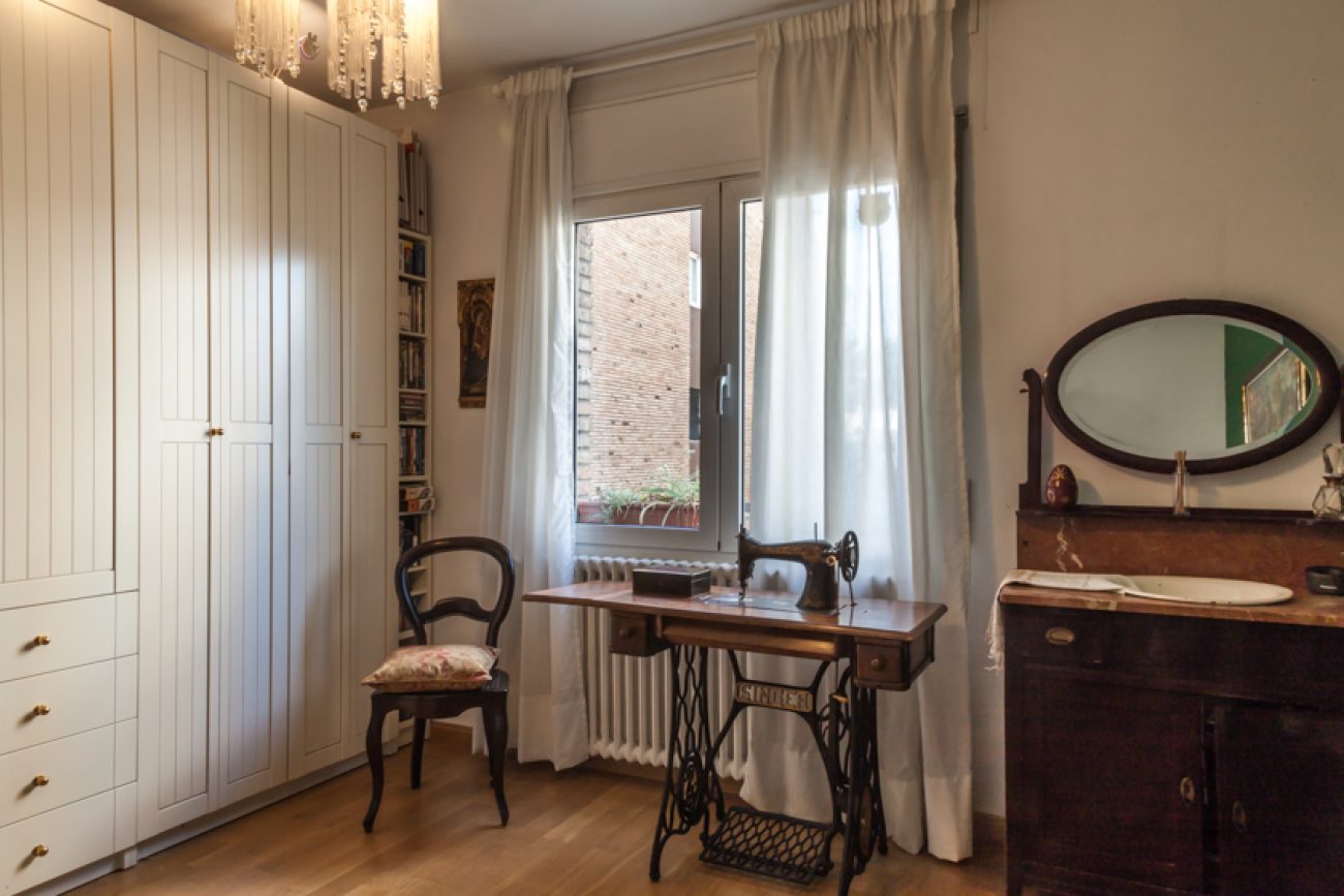 Apartment in a prestigious building in Sarria