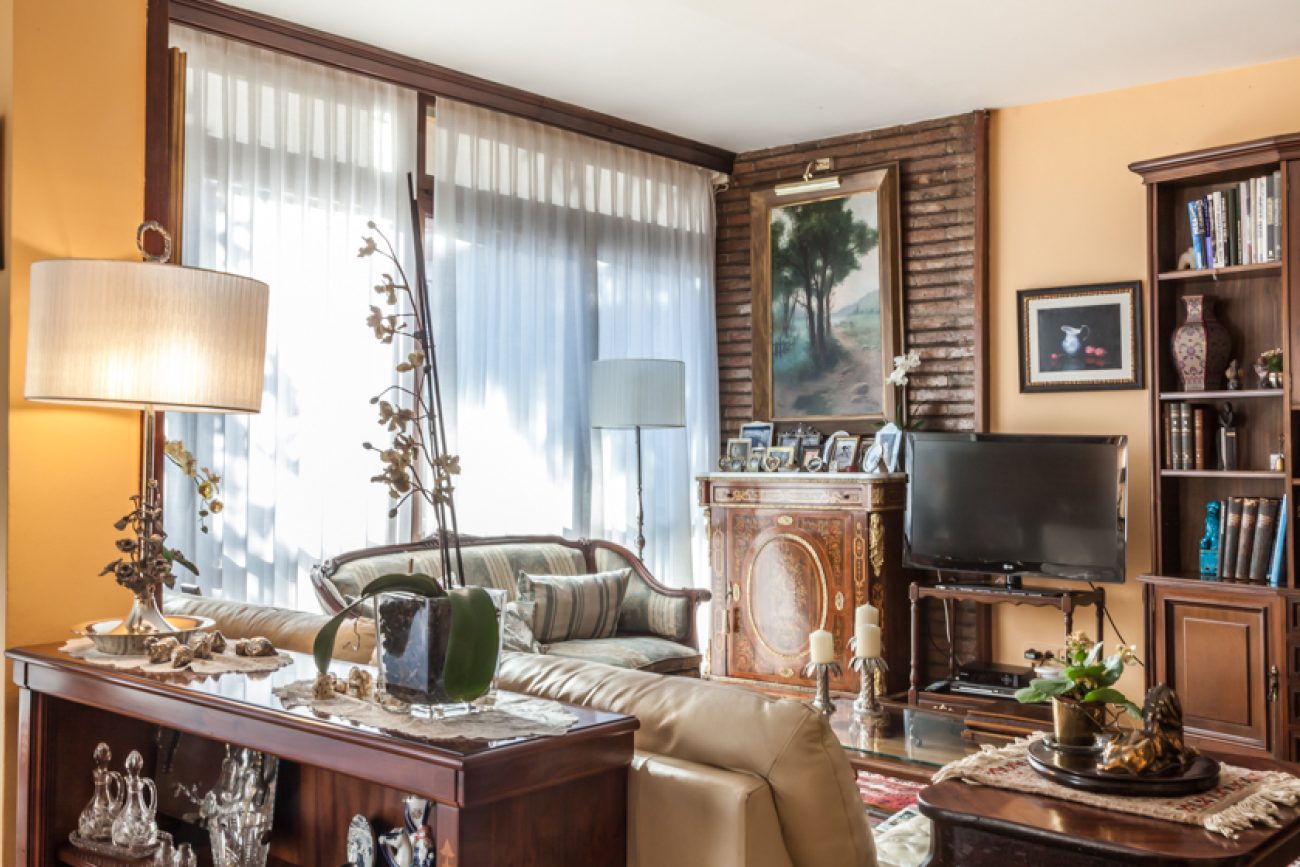 Apartment in a prestigious building in Sarria