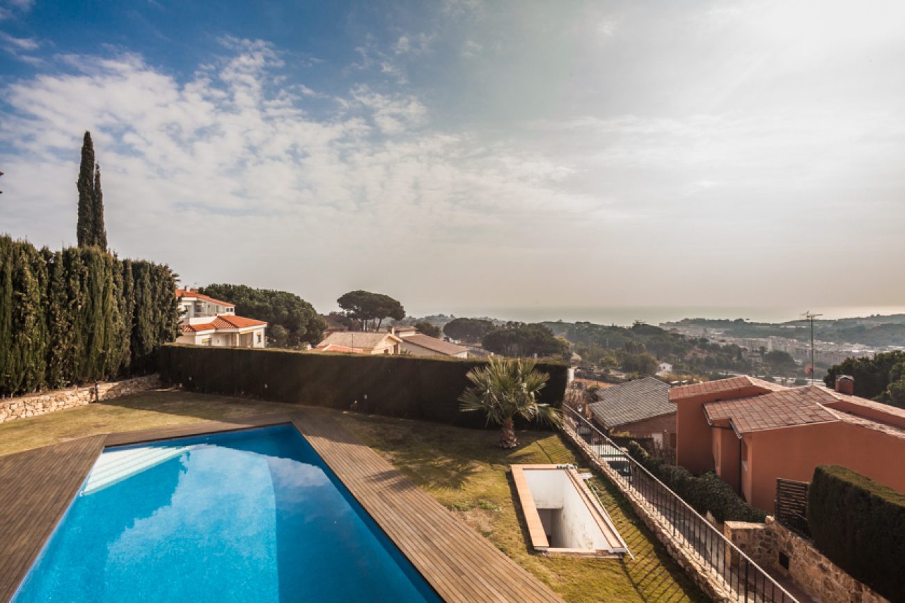 Unforgettable sea and mountain views