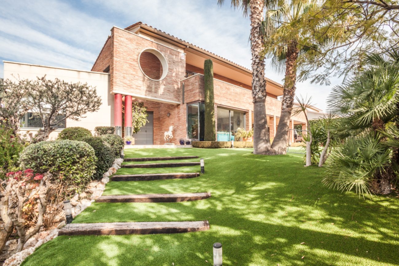 Big house with land in an exceptional area of Teià