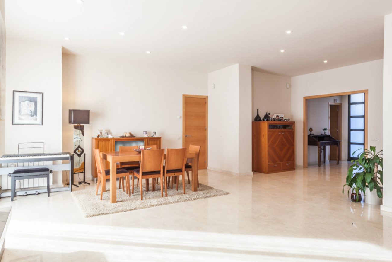 Big house with excellent finishes in Premia de Dalt