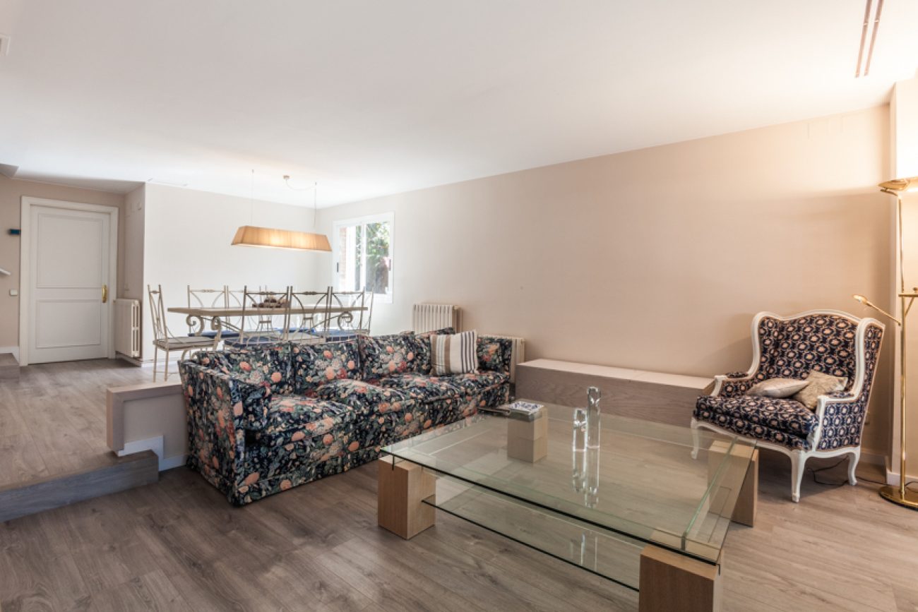 Semi-detached house in the best residential complex of Gavà Mar