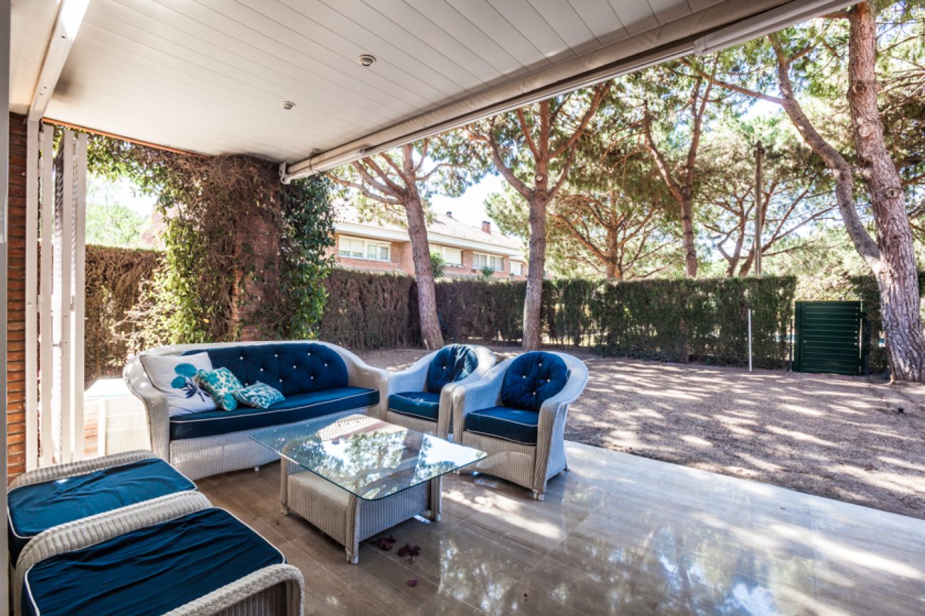 Semi-detached house in the best residential complex of Gavà Mar