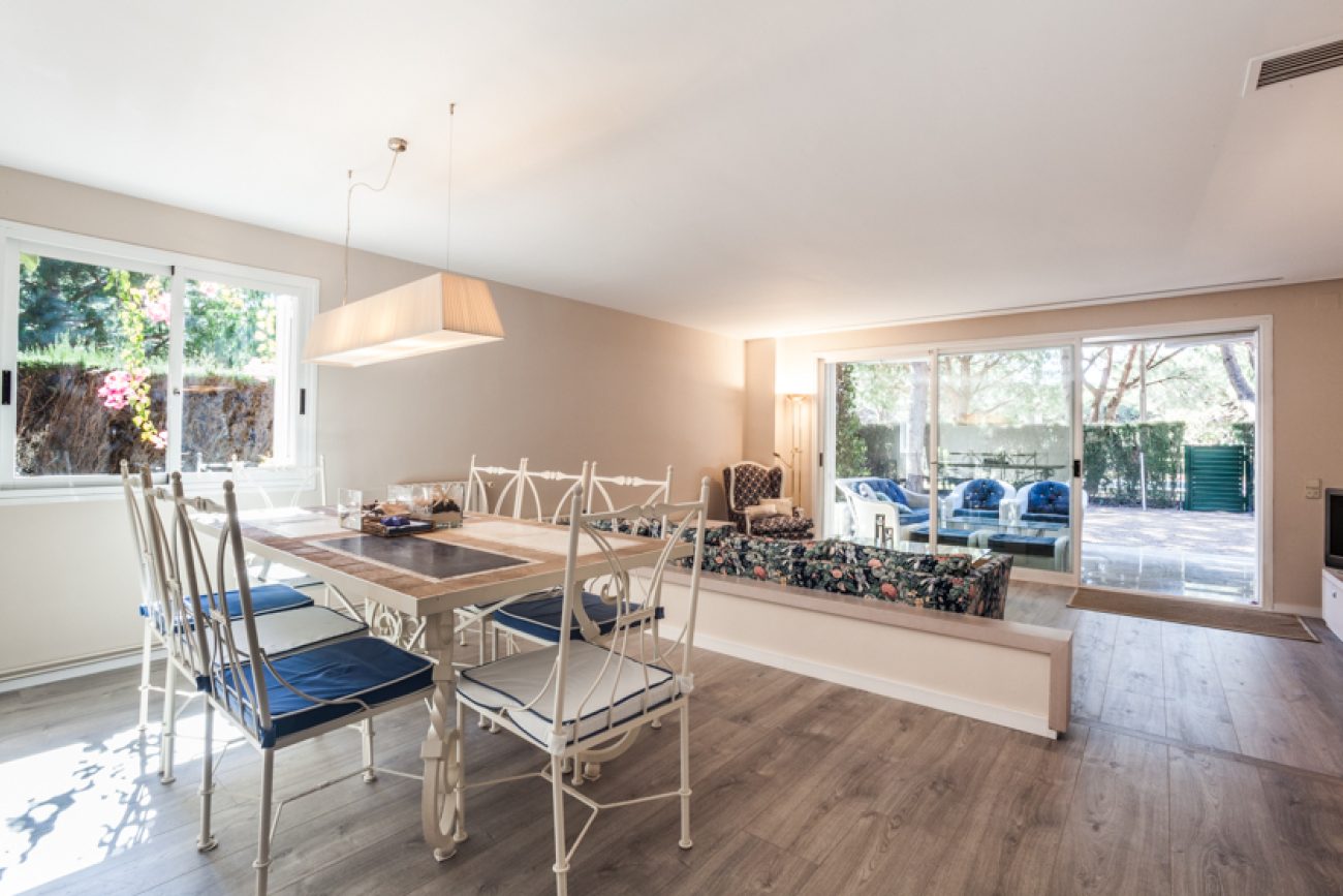 Semi-detached house in the best residential complex of Gavà Mar