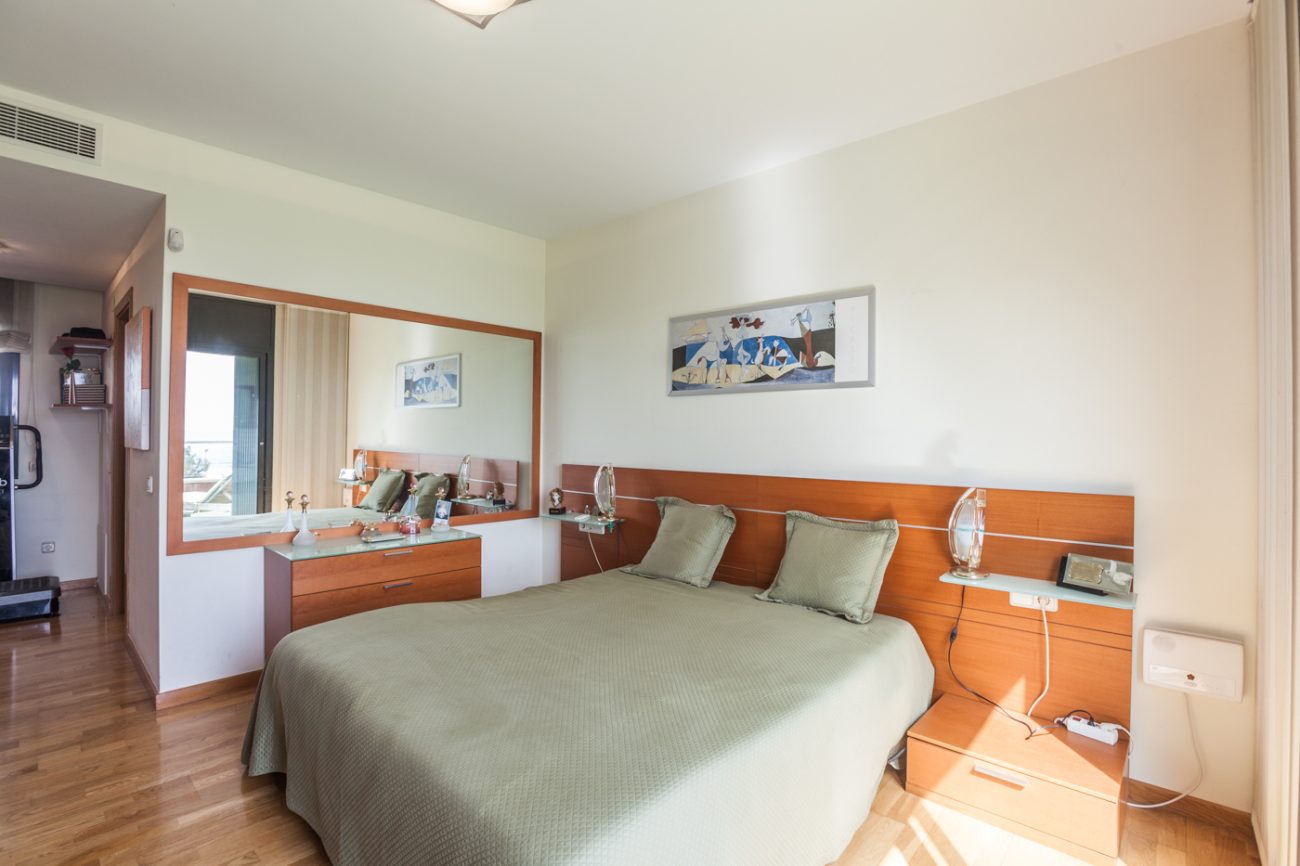 Terraced house with spectacular sea views  in Castelldefels